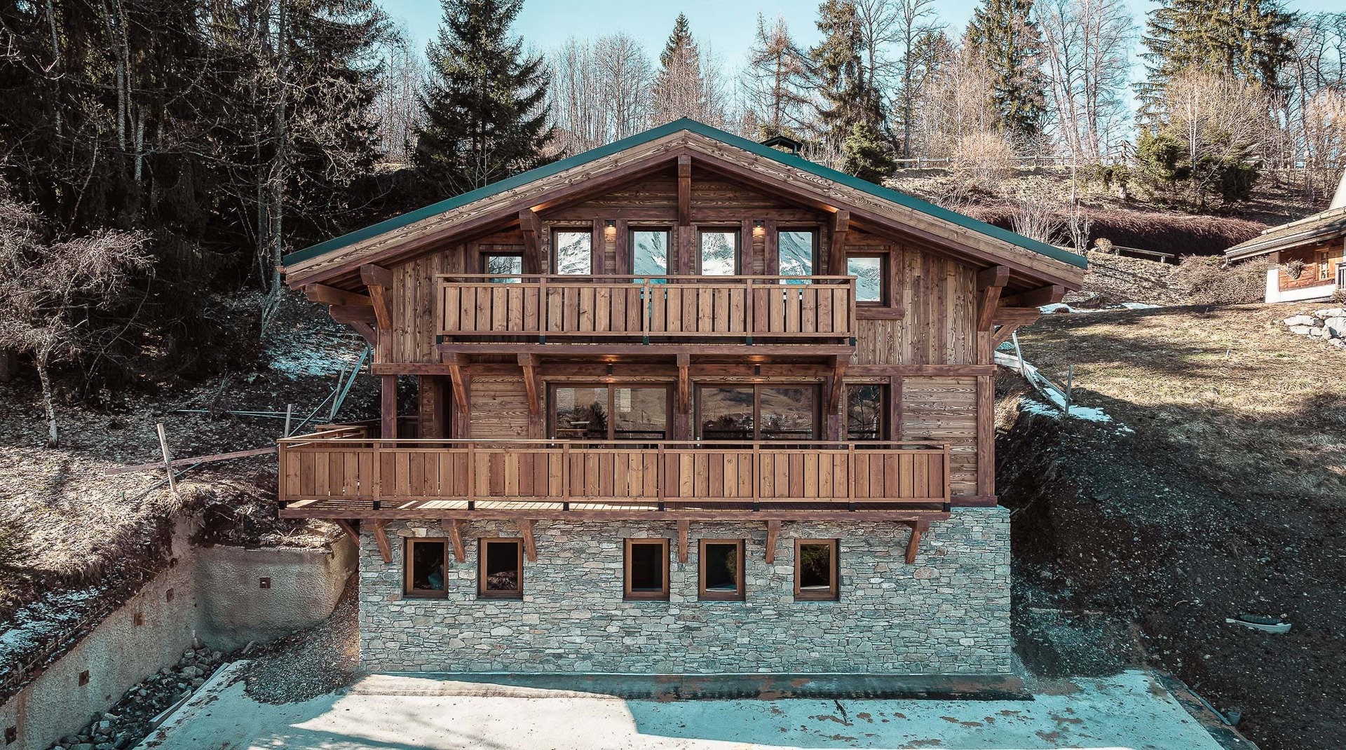 APPARTEMENTS & CHALETS